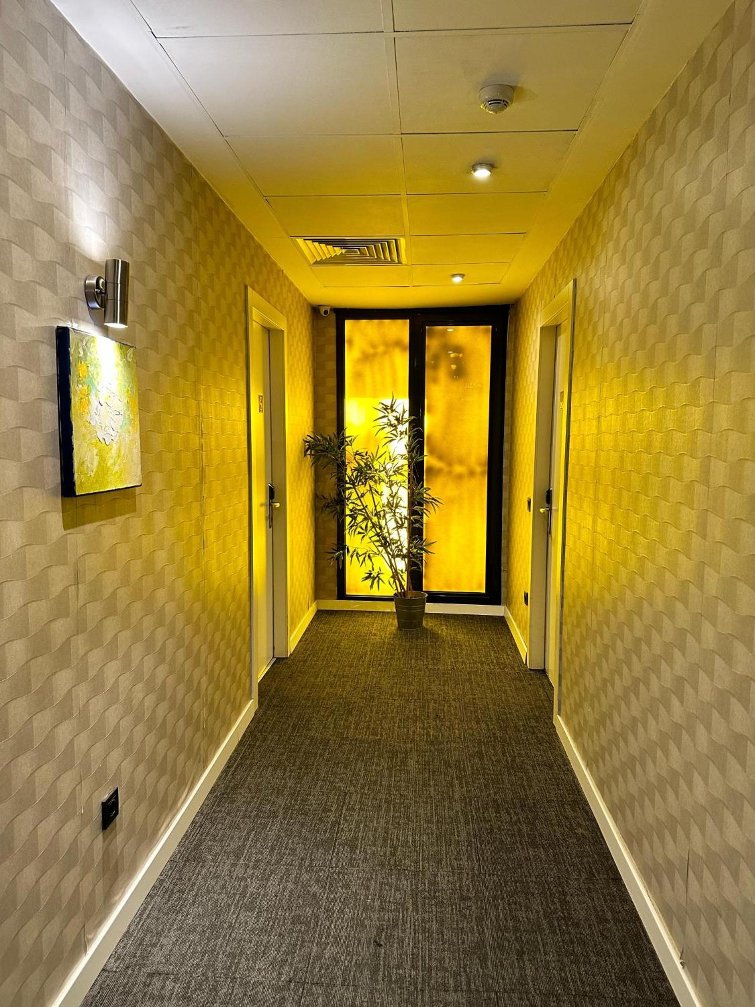 เทมโปโฮเต็ล 4 เลเวนท์ Hotel อิสตันบูล ภายนอก รูปภาพ